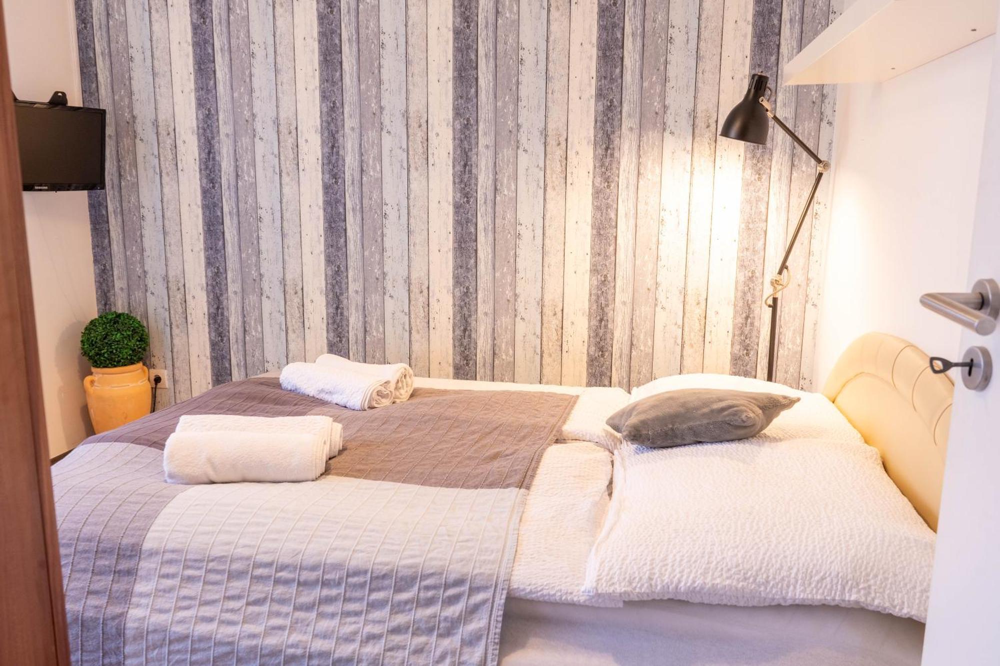 Cac Wellness Apartment Siófok Buitenkant foto