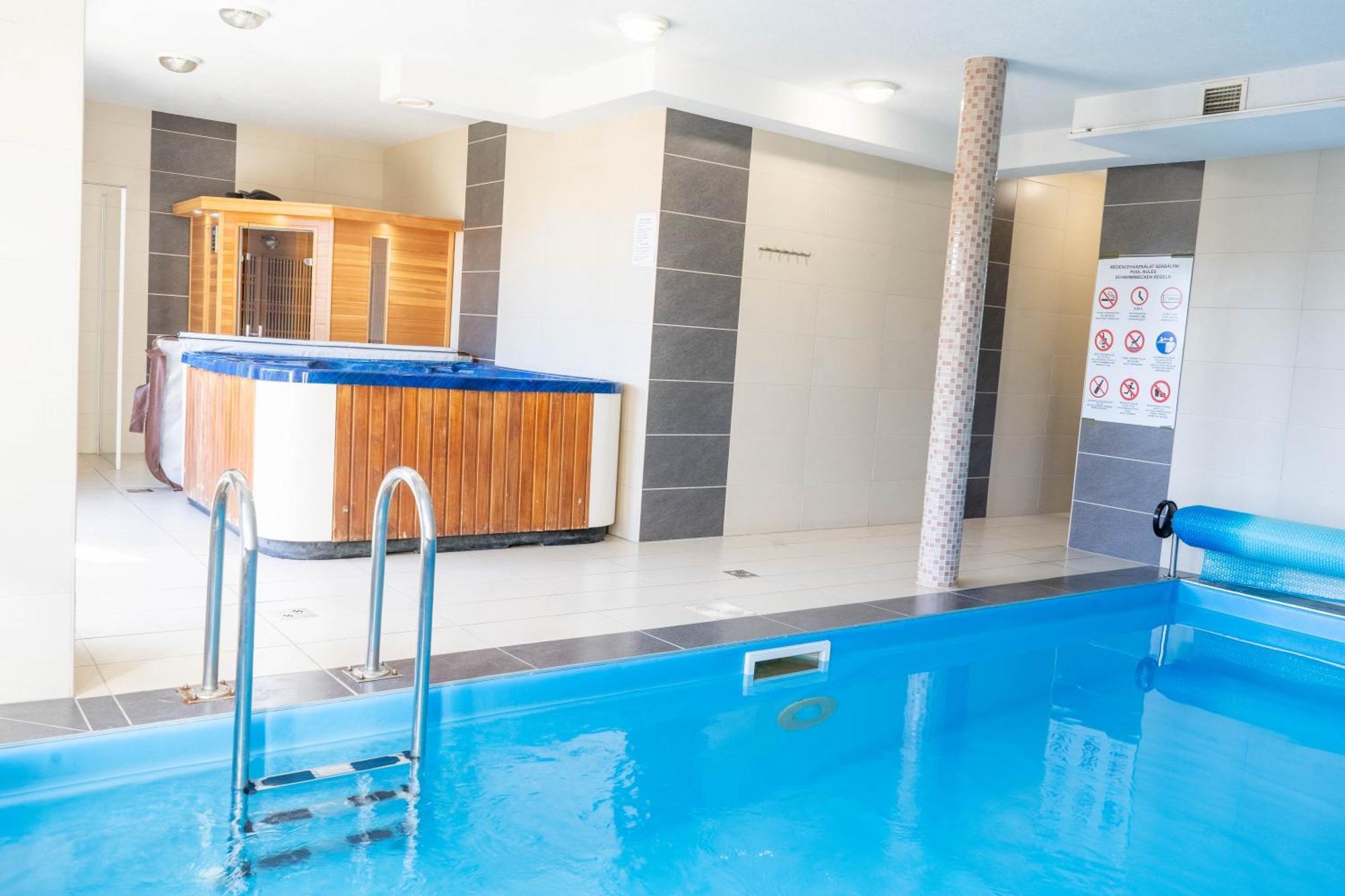Cac Wellness Apartment Siófok Buitenkant foto